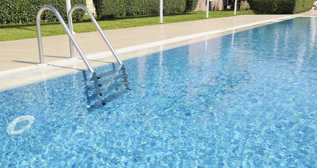 swimming pool heated with waste heat